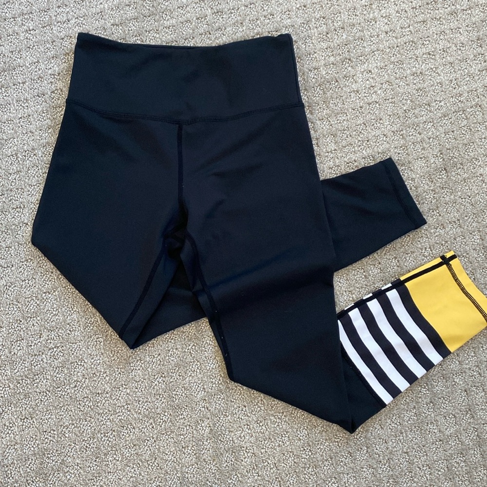 Asymmetrical zyia active yoga pants